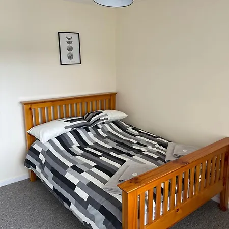Sea Breeze Is Next To The Beach & Harbour Harwich Exterior foto